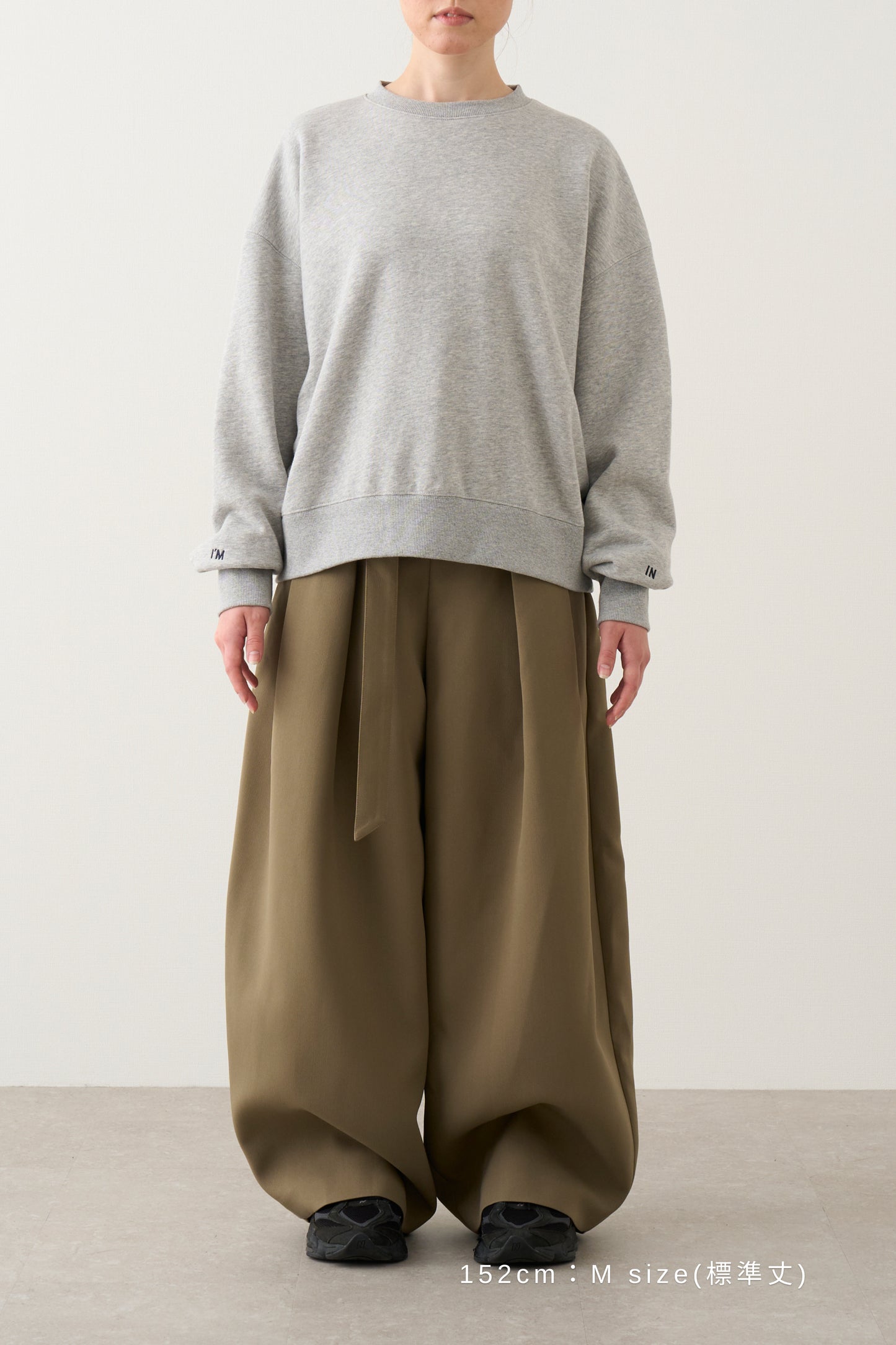 I'M IN ロゴスウェットトップス_Gray