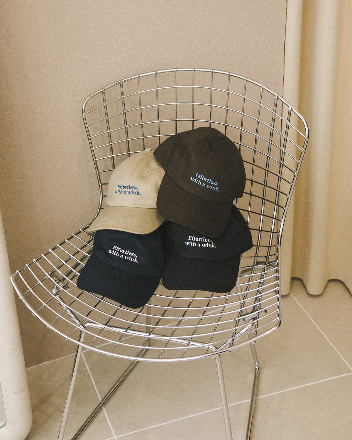 【Ｉ’ｍ ｉｎ】メッセージキャップ_Black