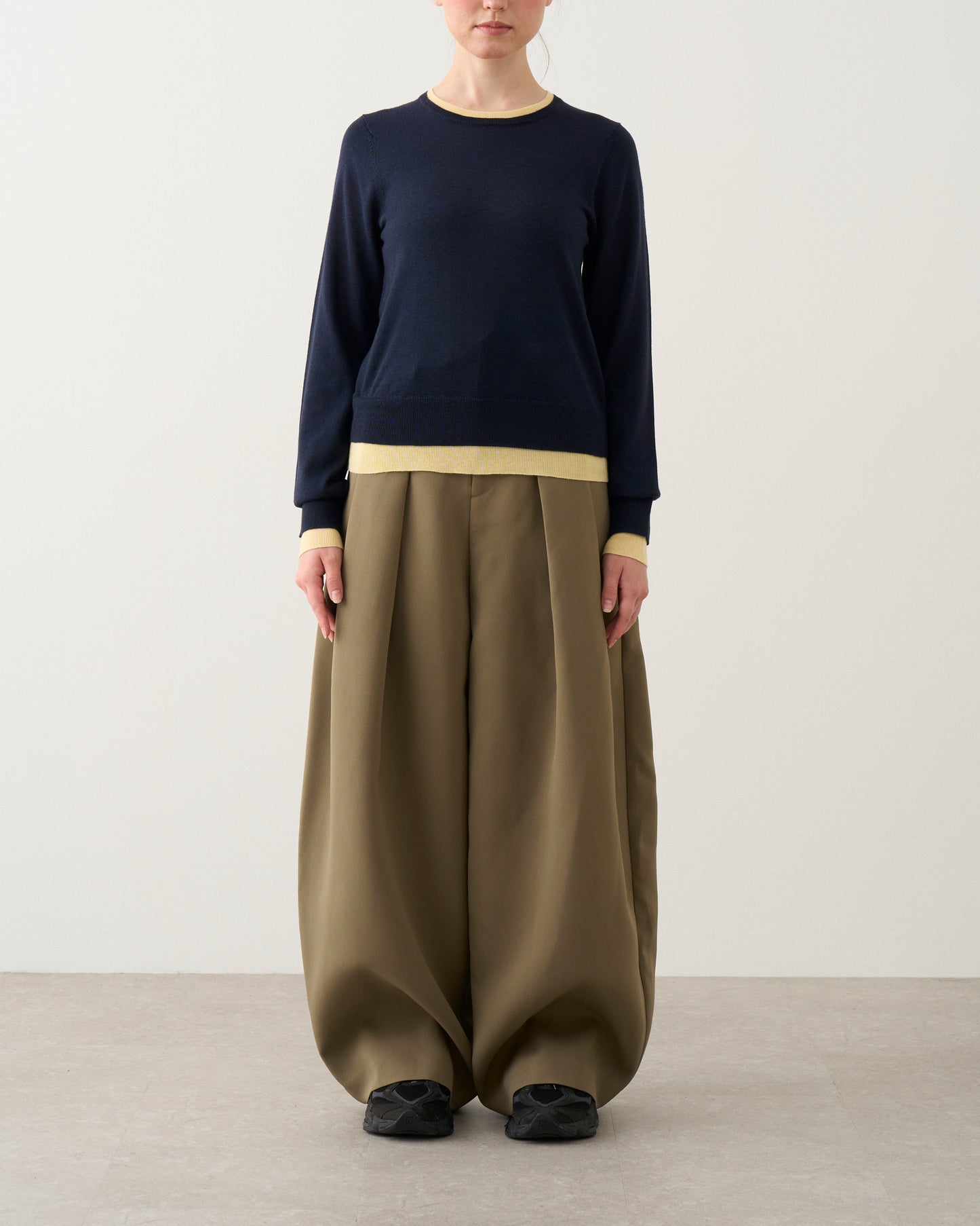 ラインカラーニット_Navy